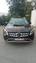 Te koop Exclusieve Mercedes-Benz GLA 180  Dealer onderhouden, Auto's, Stof, USB, Bruin, 1435 kg