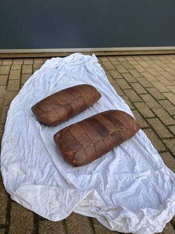 2 coussins dos originaux De Sede en cuir patchwork marron, Enlèvement ou Envoi, Leolux cassina b&b italia knoll vitra mah jong artifort edra cor
