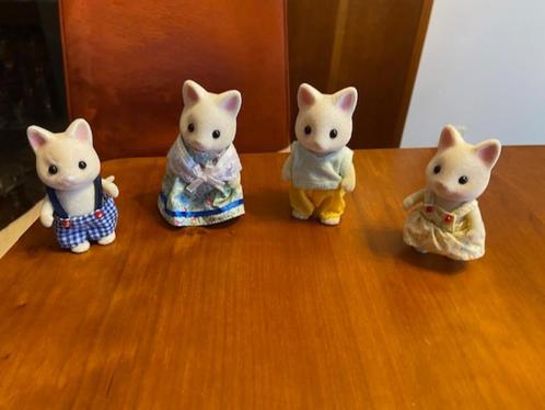 Sylvanian Silk Cat-familie 3143., Kinderen en Baby's, Speelgoed | Poppenhuizen, Gebruikt, Poppenhuis, Ophalen of Verzenden