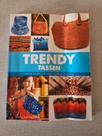Trendy tassen, Boeken, Ophalen of Verzenden, Nieuw, Breien en Haken