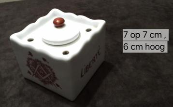 Antieke vrijmetselaar inktpot beschikbaar voor biedingen