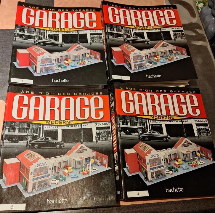 Volle garage op 1/43 (HACHETTE COLLECTION), Hobby en Vrije tijd, Modelauto's | 1:43, Nieuw, Ophalen