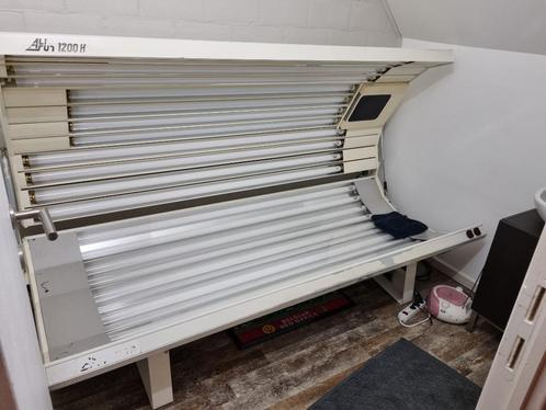 Zonnebak ALISUN 1200H, Elektronische apparatuur, Zonnebanken en Gezichtsbruiners, Refurbished, Zonnebank dubbelzijdig, 15 lampen of meer