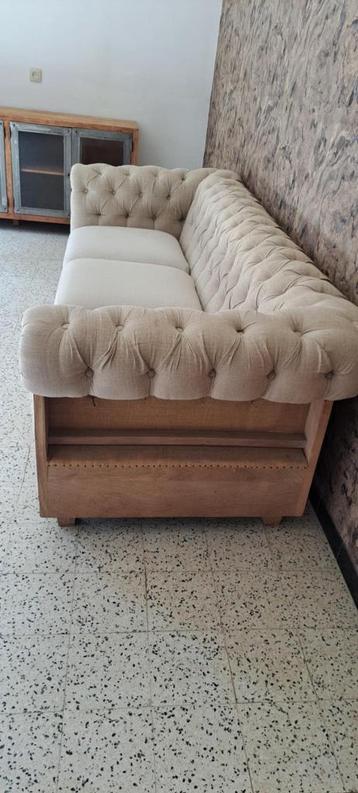 Divan Chesterfield beige 3 places beschikbaar voor biedingen