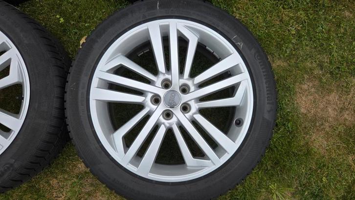 Originele velgen Audi Q5 met goede winterbanden, Auto-onderdelen, Banden en Velgen, Velg(en), Winterbanden, 20 inch, Ophalen
