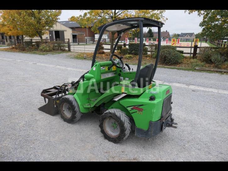 Tecno M420MSDTT Mini gelede lader aan de voorkant, Zakelijke goederen, Machines en Bouw | Kranen en Graafmachines, Wiellader of Shovel