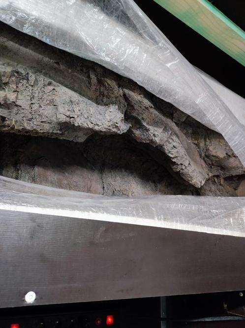 Achterwand rotsachtige 0.80 cm, Dieren en Toebehoren, Reptielen en Amfibieën | Toebehoren, Zo goed als nieuw, Ophalen of Verzenden