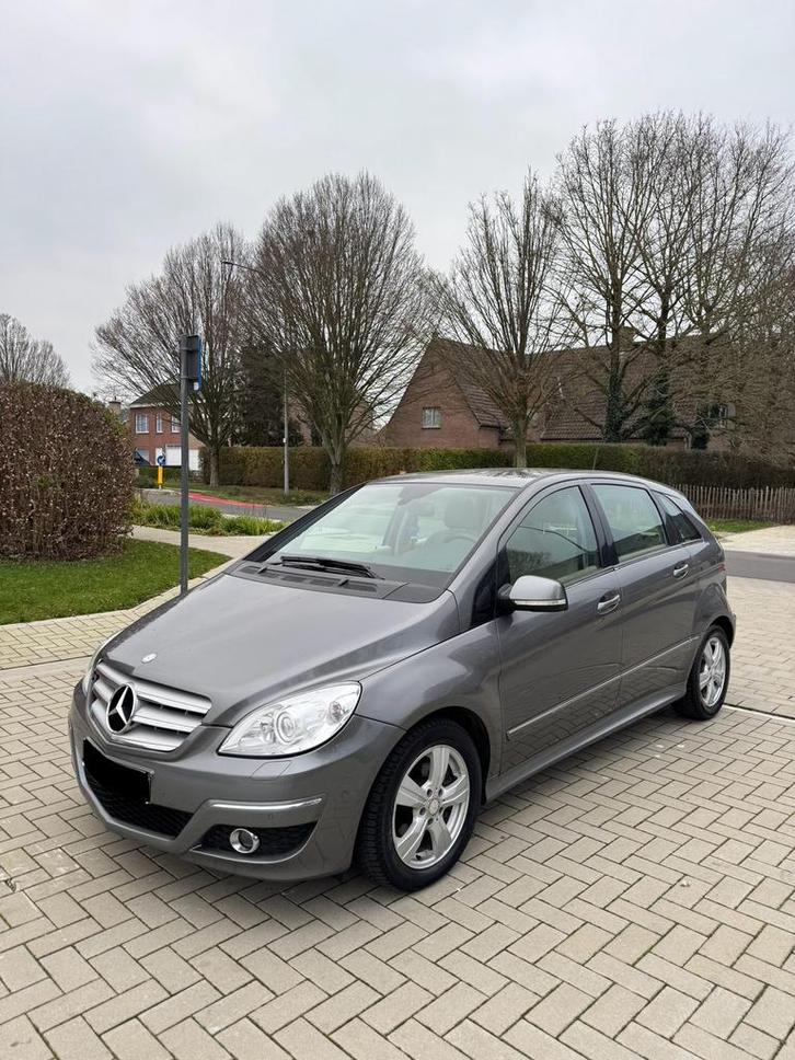 Mercedes B200 CDI AUTOMATISH full optie, Auto's, Mercedes-Benz, Bedrijf, B-Klasse, Airconditioning, Diesel, Euro 4, Automaat, Ophalen of Verzenden