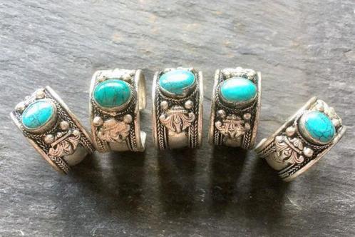 Tibetaans zilveren ring met Lotus en Turkoois, Bijoux, Sacs & Beauté, Bagues, Neuf, Argent, Argent, Enlèvement ou Envoi