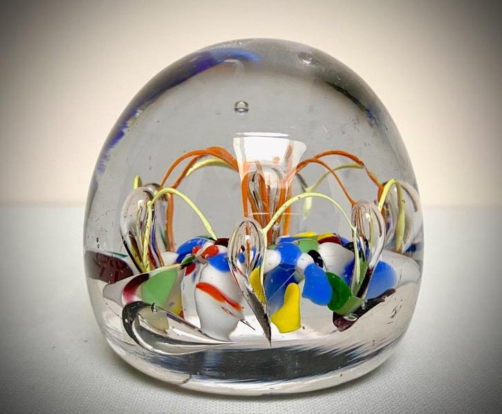 Cristallerie Saint Louis, Baccarat Ancient Paperweight, Antiek en Kunst, Antiek | Glaswerk en Kristal, Ophalen of Verzenden