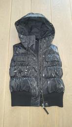 Zwarte bodywarmer in maat 116 / 120 van Benetton, Meisje, Ophalen of Verzenden, Zo goed als nieuw, Benetton