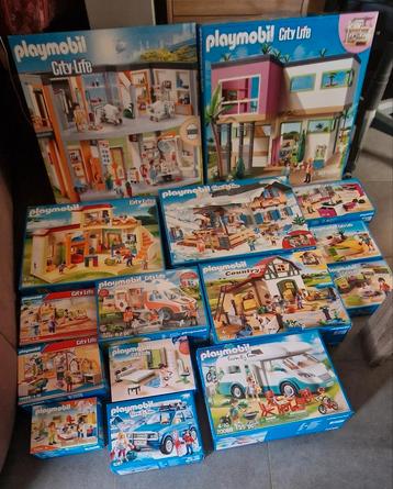 Lot playmobil  beschikbaar voor biedingen