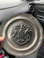 Tinnen Bord met staander. 23 cm, Enlèvement