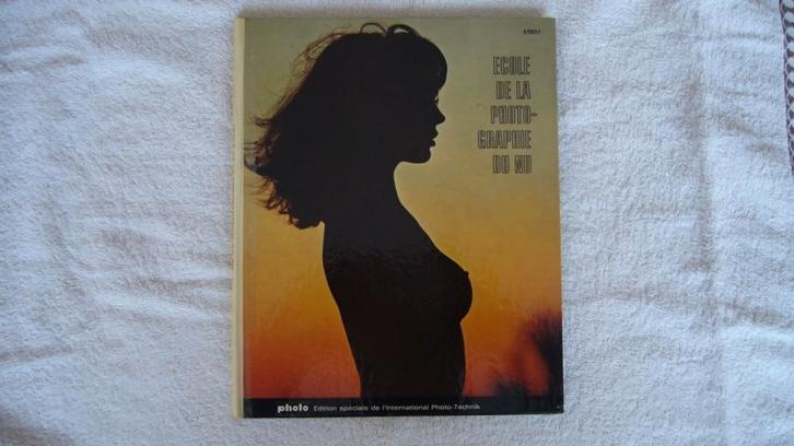 PHOTOGRAPHIE DU NU ARTISTIQUE, Livres, Art & Culture | Photographie & Design, Comme neuf, Enlèvement