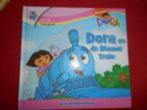 kleuter  boek Dora en de blauwe trein, Boeken, Kinderboeken | Kleuters, Jongen of Meisje, Ophalen of Verzenden, Fictie algemeen