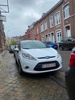 Ford fiesta 1.6 tdci euro 5 255000km, 5 places, Tissu, Achat, 4 cylindres