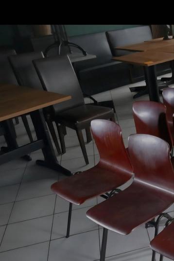 30st Retro schoolstoelen Pagholz partij lot horeca beschikbaar voor biedingen