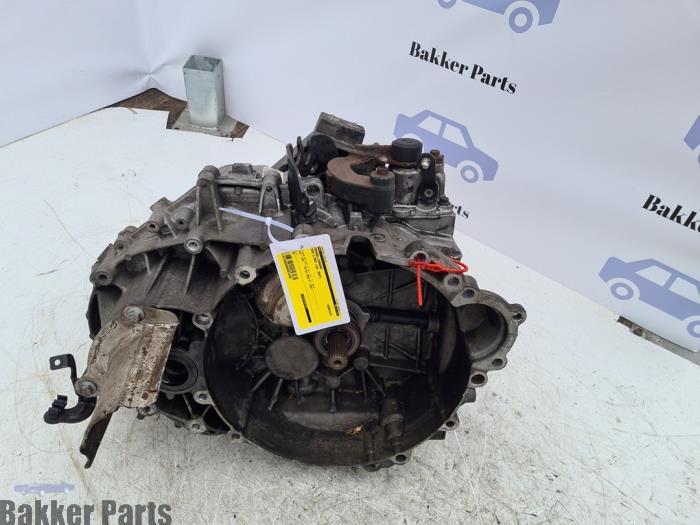 Versnellingsbak van een Ford S-Max, Auto-onderdelen, Transmissie en Toebehoren, Ford, Gebruikt, 3 maanden garantie