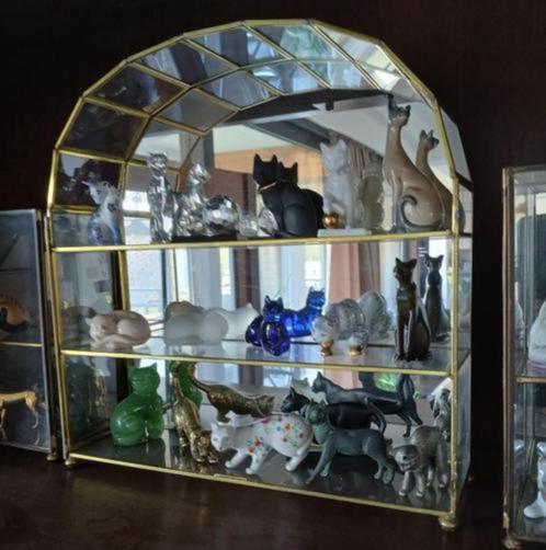 Kattenkabinet FRANKLIN MINT verzameling kattenbeeldjes, Verzamelen, Complete verzamelingen en Collecties, Ophalen