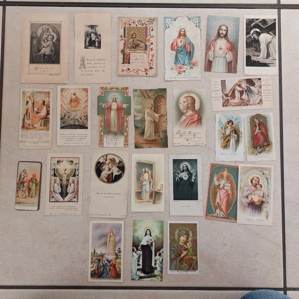 Mooi lot niet beschreven oude religie-prentjes, Ophalen of Verzenden