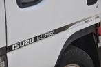 Isuzu NPR laadklep, Auto's, Isuzu, Achterwielaandrijving, 4 cilinders, Wit, Bedrijf