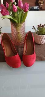rode pumps met hak maat 38, Ophalen, Zo goed als nieuw, Schoenen met hoge hakken, Rood