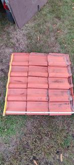 Tuile de toit rouge, Enlèvement, Tuiles