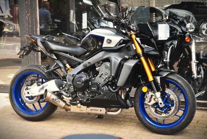 YAMAHA MT-09 SP ***MOTOVERTE.BE***, Motos, Motos | Yamaha, Entreprise, Naked bike, 3 cylindres, Poignées chauffantes, Enlèvement