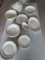 Set de dîner pour 12 personnes, Enlèvement, Comme neuf