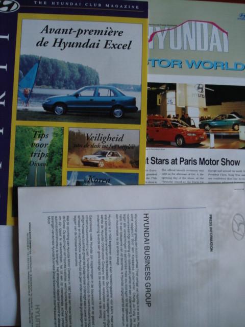 Hyundai LOT of 4 items Spirit Motor World persinfo prijslijs, Boeken, Auto's | Folders en Tijdschriften, Gelezen, Overige merken