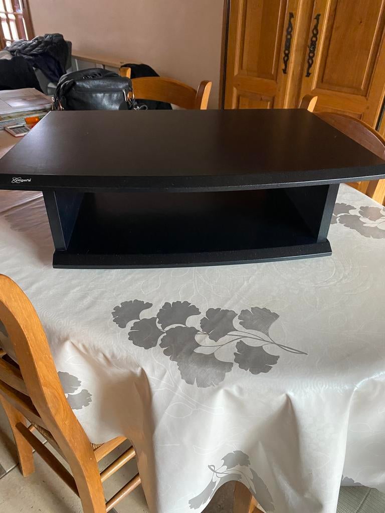Support plateau TV de la marque Vogel’s, Maison & Meubles, Armoires | Mobilier de télévision, Comme neuf, Enlèvement