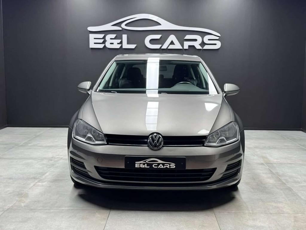 Volkswagen Golf Réservé, 1197 cm³, Argent ou Gris, 63 kW, Entreprise