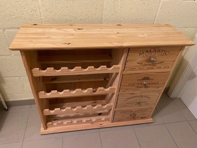 Casier à vin, Enlèvement, Comme neuf