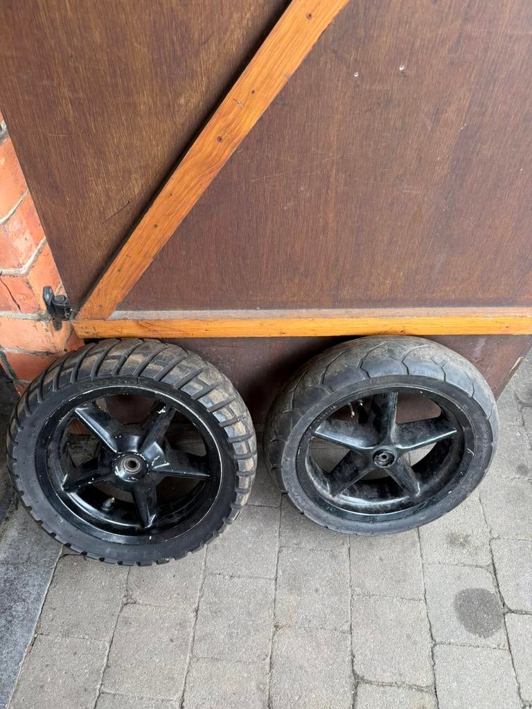 MBK Booster 12 Inch / 5 Spaaks velgenset zwart, Fietsen en Brommers, Ophalen, Zo goed als nieuw