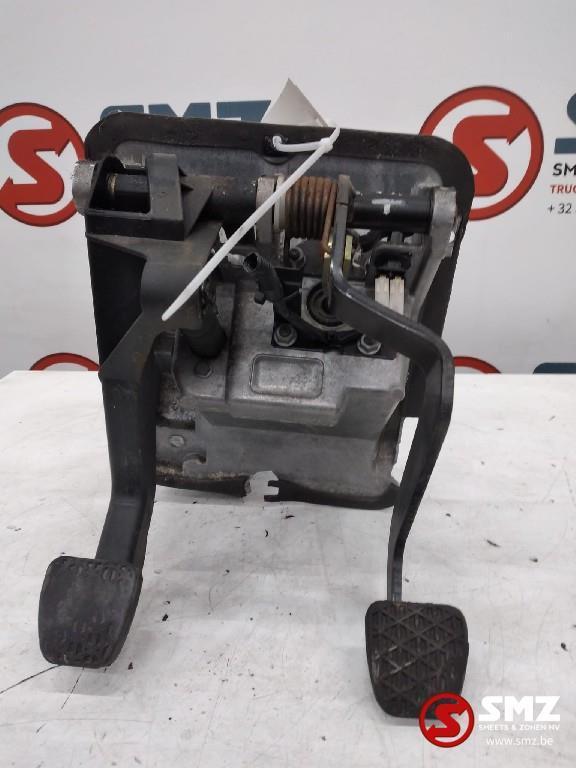 Occ ZGS valve de frein principal + pédales Mercede, Autos : Pièces & Accessoires, Pièces camion, Mercedes-Benz, Autres pièces automobiles