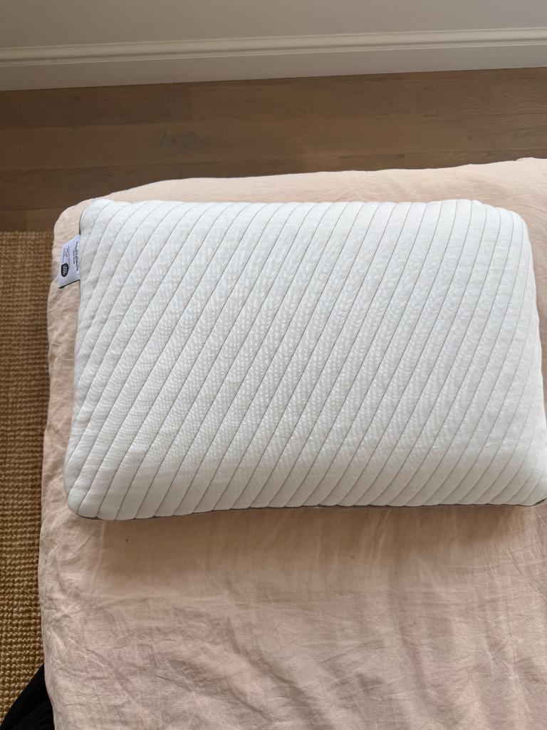 Sleepy Edge hoofdkussen - NIEUW!, Neuf, Oreiller, Une personne, Enlèvement