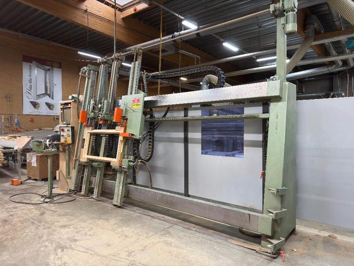 Presse à cadres Schafberger & Sprödhuber Super-Junior, Articles professionnels, Machines & Construction | Travail du bois, Enlèvement