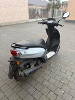 Peugeot Kisbee – A Klasse – 5400 km – 2020 – Nardo Grey, Fietsen en Brommers, Ophalen, Zo goed als nieuw