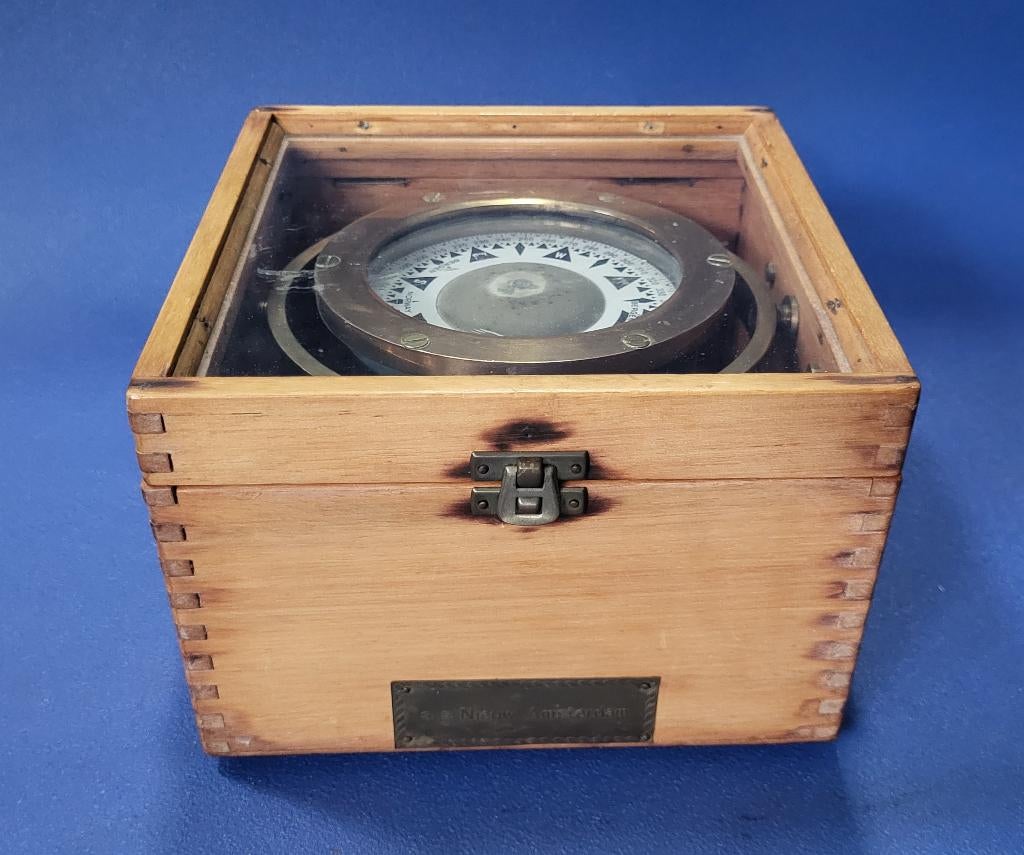 Kompas in kist S.S. Nieuw Amsterdam, Ophalen of Verzenden, Zo goed als nieuw, Gps of Kompas