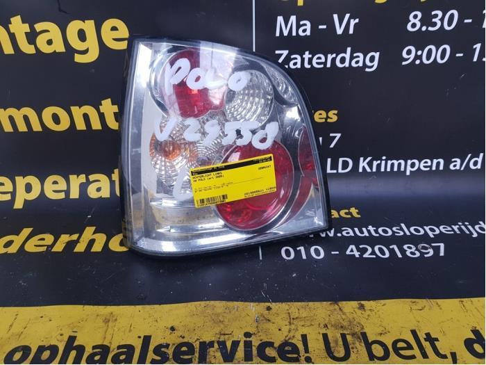 Feu arrière gauche d'un Volkswagen Polo, Autos : Pièces & Accessoires, Éclairage, Volkswagen, Utilisé, 3 mois de garantie, Enlèvement ou Envoi