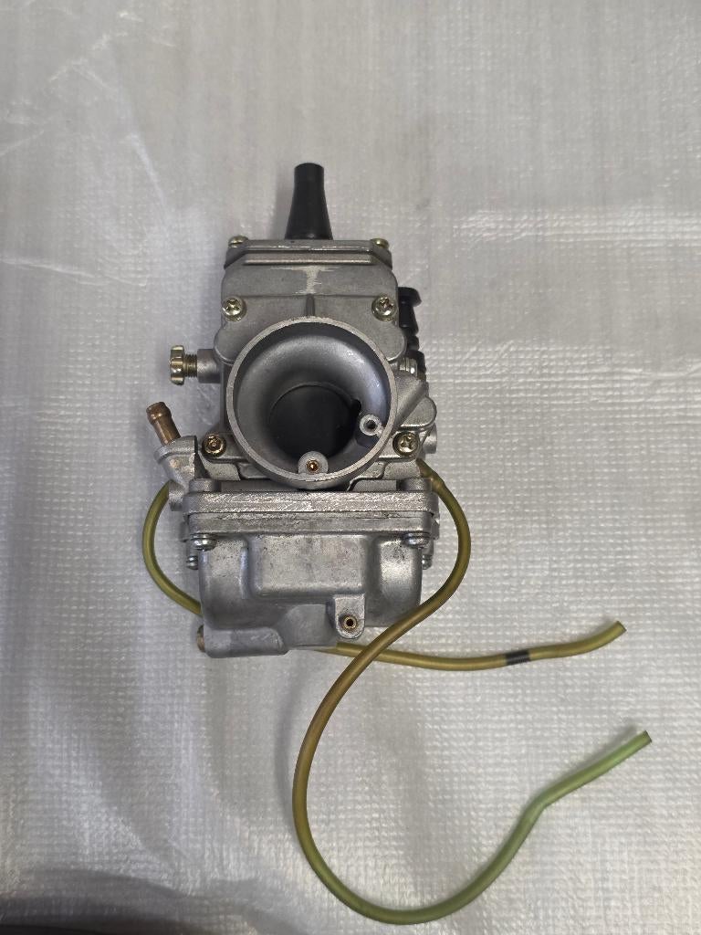 Carburator mikuni Japan., Fietsen en Brommers, Ophalen of Verzenden, Zo goed als nieuw, Carburateur