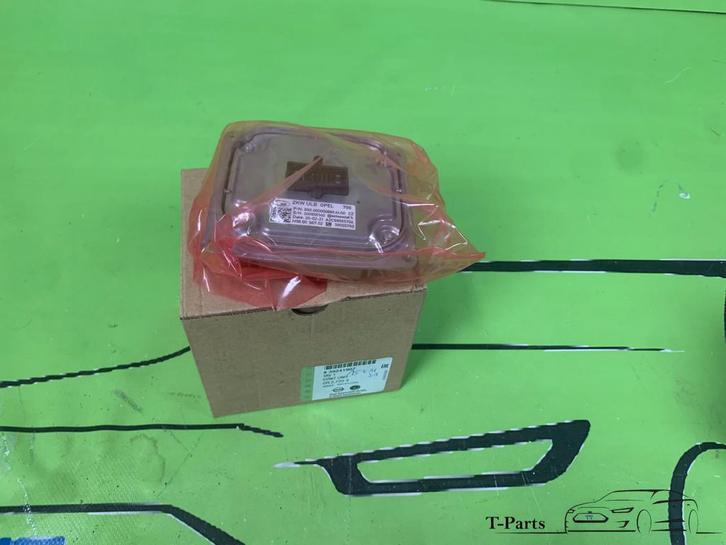 opel astra k koplamp module 39055760 nieuw 39241907, Auto-onderdelen, Elektronica en Kabels, Opel, Nieuw