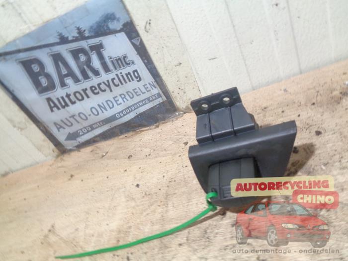 Serrure de contact + clé d'un BMW 1-Serie, -, 3 mois de garantie, Utilisé, -