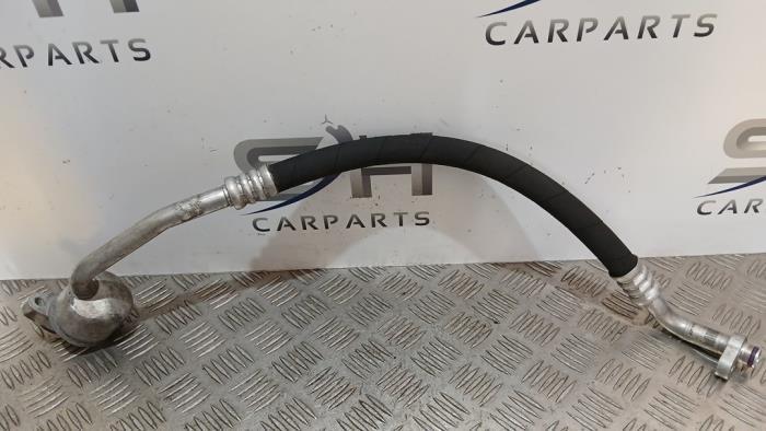 Tuyau clim d'un Mercedes Vito, Autos : Pièces & Accessoires, Autres pièces automobiles, Mercedes-Benz, Utilisé, 3 mois de garantie