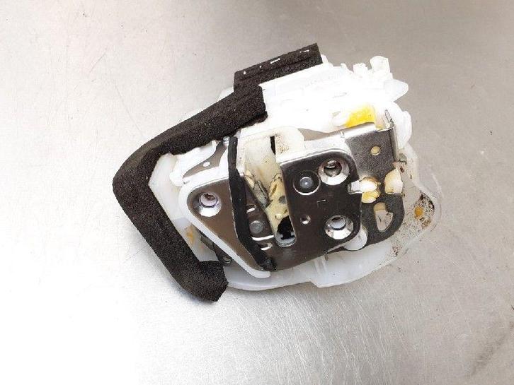 BARRE DE SERRURE DE PORTE AVANT GAUCHE Subaru Forester (SH), Autos : Pièces & Accessoires, Autres pièces automobiles, Subaru, Utilisé