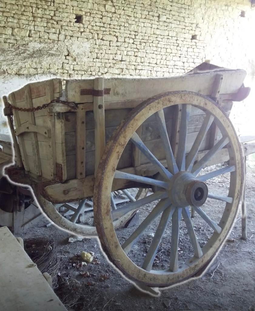 Oude antieke paardenkar, Ophalen