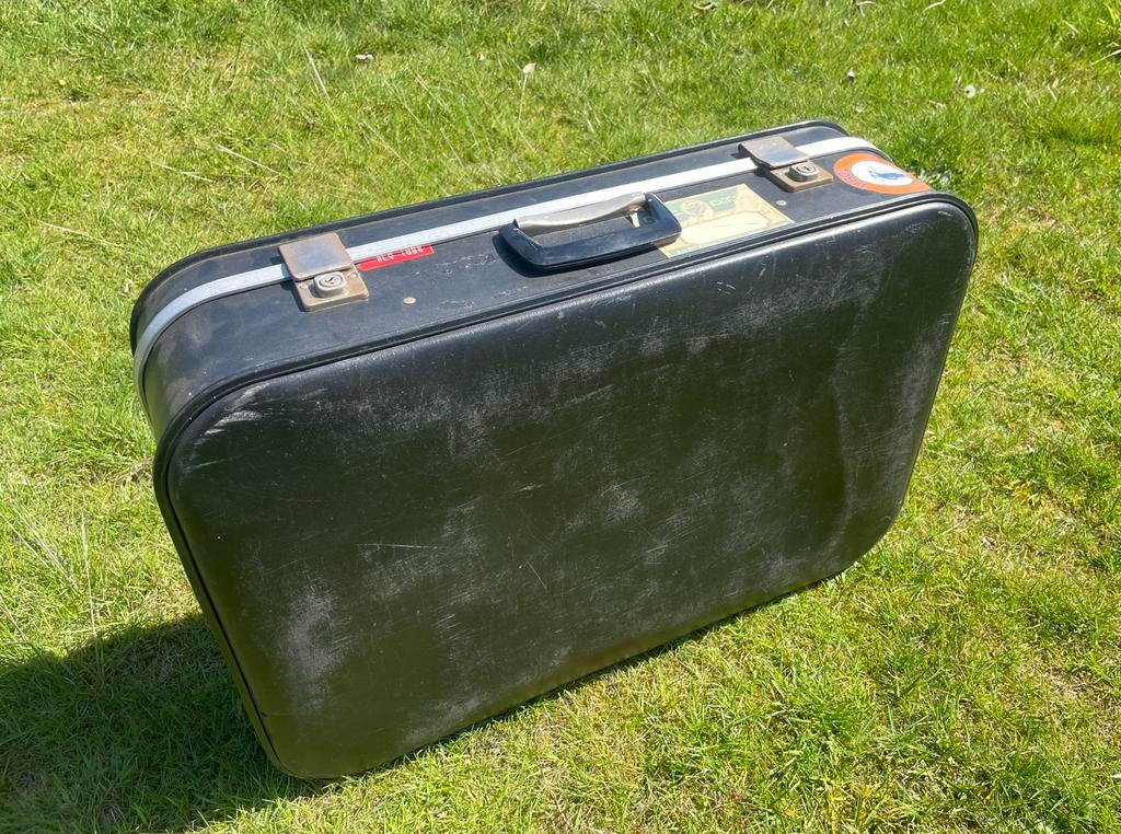 Oude reisvalies, Handtassen en Accessoires, Tassen | Reistassen en Weekendtassen, Ophalen, Gebruikt