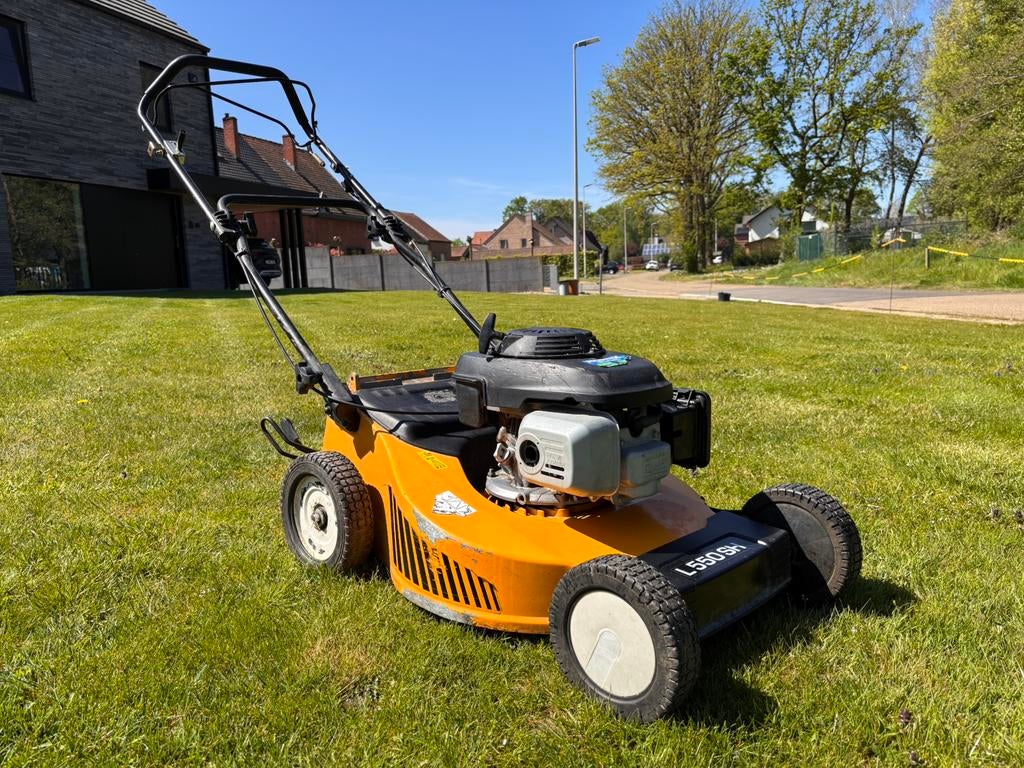 Stiga met honda motor voor mulchen, Ophalen, Zo goed als nieuw