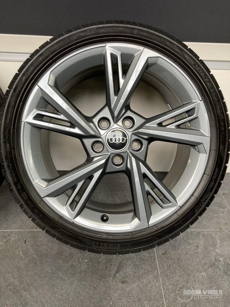 18” originele Audi A3 S3 8P 8V 8Y velgen + banden 5x112  8Y0, Autos : Pièces & Accessoires, Pneus & Jantes, Pneus et Jantes, Pneus été