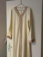 Caftan, Enlèvement, Comme neuf